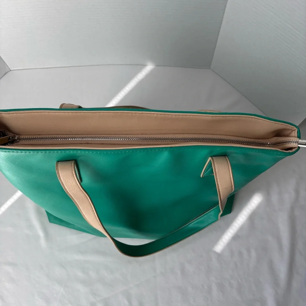 L’Aveu Teal Tote Bag Tan Interior